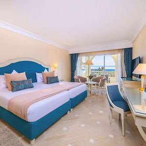 Superior Zimmer mit Kingsize-Bett